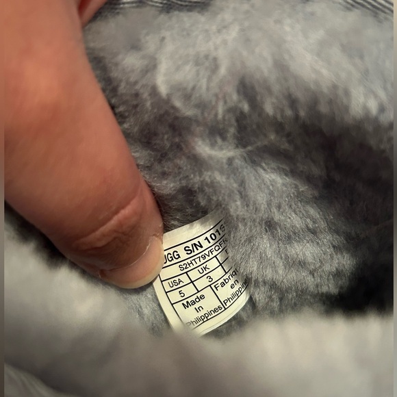 Classic Short Boot Uggs - Blue - Size 5 - Picture 2 of 6